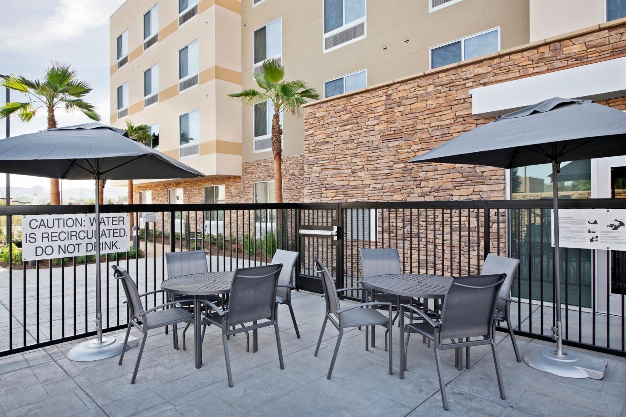 Fairfield By Marriott Inn & Suites 치노 외부 사진